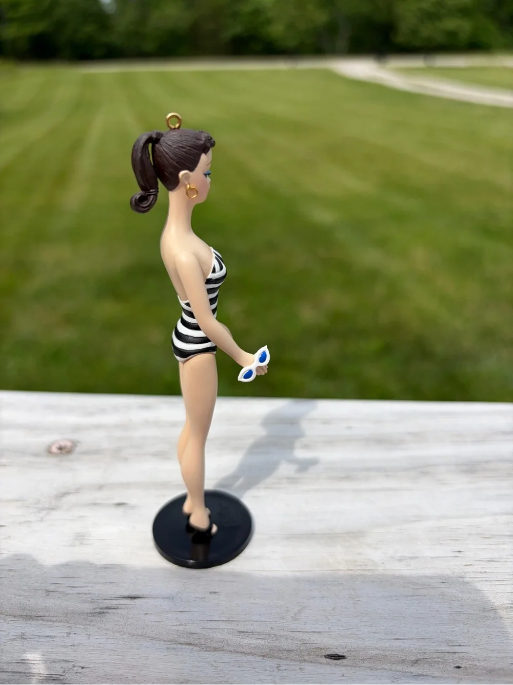 Hallmark Keepsake Ornament 1995 Brunette Debut-1959‎ 1995 Club Edition NIB